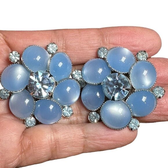 VTG Judy Lee Earrings Light Blue Moonstone Rhinestones Floral Design Clip-On - Picture 5 of 9